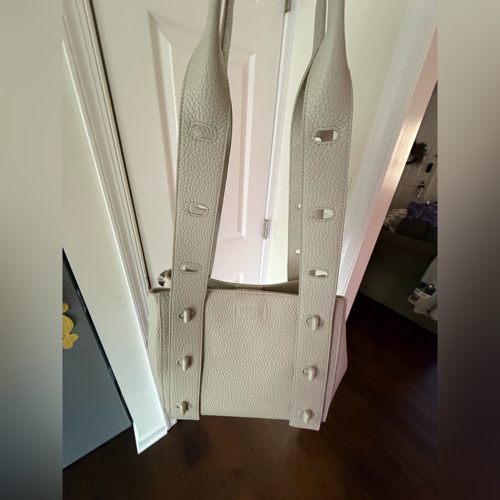 RETIRED DAGNE DOVER MICAH CROSSBODY BAG